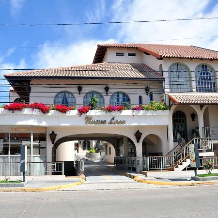 Apart Hotel Nueva Leon Пуерто-Мадрін Екстер'єр фото